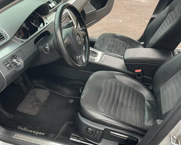 Фольксваген Пассат 2012 в Коростене на Automoto.ua Серый Фольксваген Пассат, объемом двигателя 1.8 л и пробегом 159 тыс. км за 10750 $, фото 21 на Automoto.ua