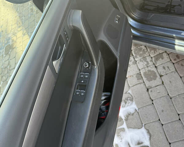 Серый Фольксваген Пассат, объемом двигателя 1.8 л и пробегом 98 тыс. км за 10800 $, фото 27 на Automoto.ua