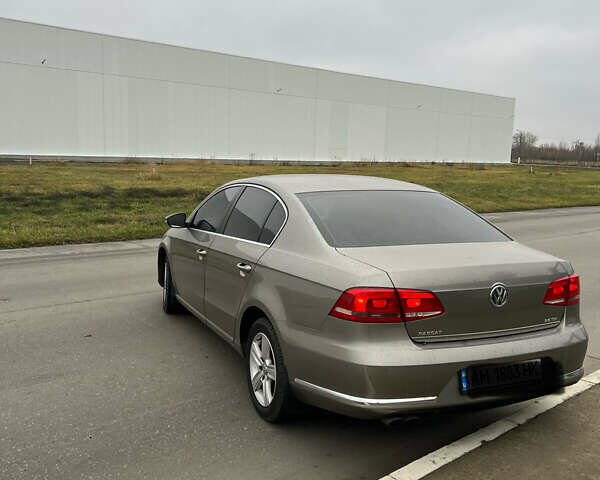 Серый Фольксваген Пассат, объемом двигателя 2 л и пробегом 250 тыс. км за 9700 $, фото 4 на Automoto.ua