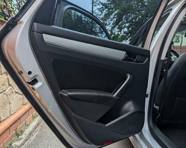 Серый Фольксваген Пассат, объемом двигателя 2.5 л и пробегом 238 тыс. км за 9800 $, фото 30 на Automoto.ua