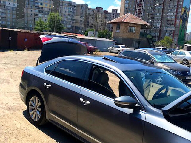 Сірий Фольксваген Пассат, об'ємом двигуна 2.5 л та пробігом 280 тис. км за 9400 $, фото 3 на Automoto.ua