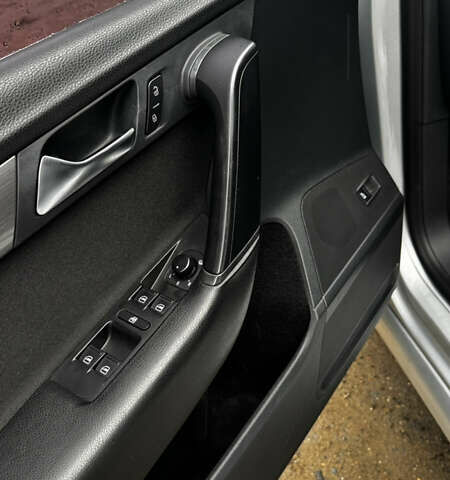 Сірий Фольксваген Пассат, об'ємом двигуна 2 л та пробігом 250 тис. км за 10900 $, фото 8 на Automoto.ua