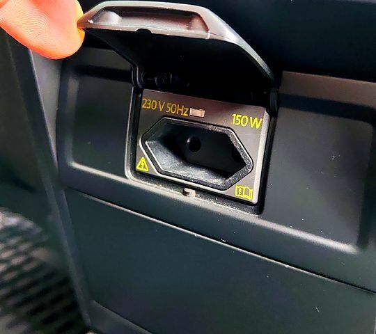 Серый Фольксваген Пассат, объемом двигателя 2 л и пробегом 213 тыс. км за 9699 $, фото 6 на Automoto.ua