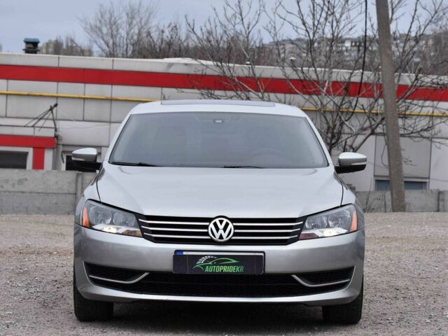 Сірий Фольксваген Пассат, об'ємом двигуна 2.5 л та пробігом 241 тис. км за 8790 $, фото 5 на Automoto.ua