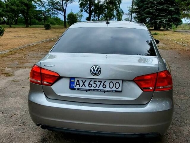 Сірий Фольксваген Пассат, об'ємом двигуна 2.5 л та пробігом 150 тис. км за 7400 $, фото 4 на Automoto.ua