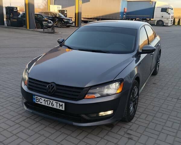 Сірий Фольксваген Пассат, об'ємом двигуна 2.48 л та пробігом 260 тис. км за 8999 $, фото 1 на Automoto.ua