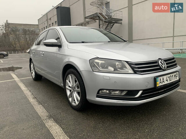 Серый Фольксваген Пассат, объемом двигателя 1.8 л и пробегом 351 тыс. км за 8500 $, фото 2 на Automoto.ua