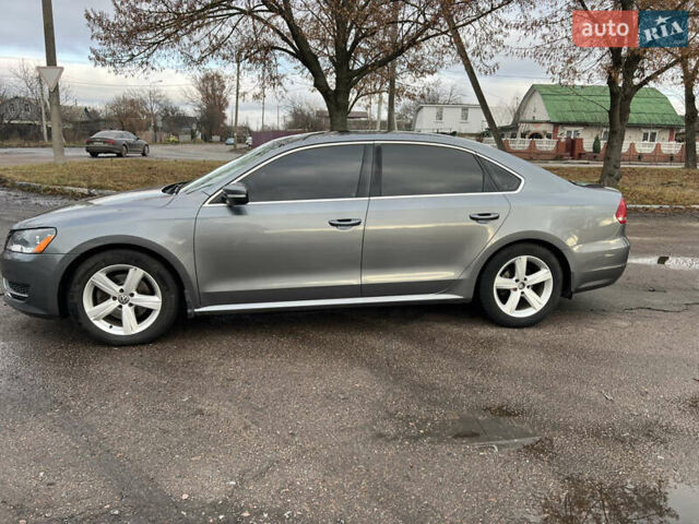 Серый Фольксваген Пассат, объемом двигателя 2.5 л и пробегом 163 тыс. км за 9200 $, фото 4 на Automoto.ua
