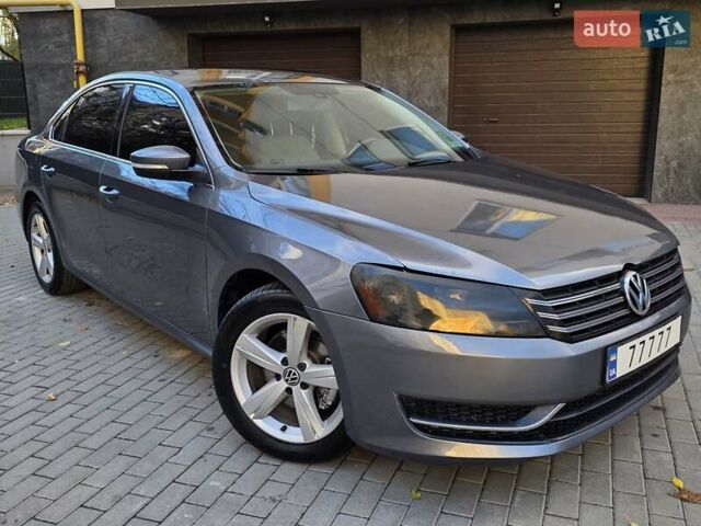 Серый Фольксваген Пассат, объемом двигателя 2.5 л и пробегом 241 тыс. км за 7450 $, фото 13 на Automoto.ua