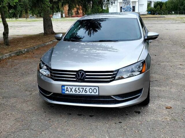 Сірий Фольксваген Пассат, об'ємом двигуна 2.5 л та пробігом 150 тис. км за 7400 $, фото 1 на Automoto.ua