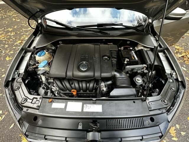 Фольксваген Пассат 2012 у Києві на Automoto.ua Сірий Фольксваген Пассат, об'ємом двигуна 2.5 л та пробігом 199 тис. км за 8299 $, фото 16 на Automoto.ua