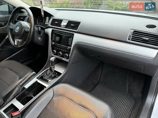 Серый Фольксваген Пассат, объемом двигателя 2.48 л и пробегом 185 тыс. км за 9800 $, фото 47 на Automoto.ua