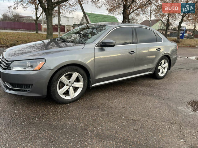Серый Фольксваген Пассат, объемом двигателя 2.5 л и пробегом 163 тыс. км за 9200 $, фото 2 на Automoto.ua