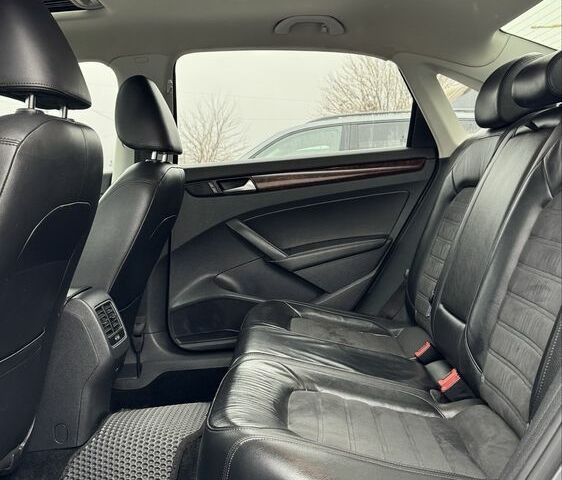 Серый Фольксваген Пассат, объемом двигателя 2 л и пробегом 230 тыс. км за 11900 $, фото 14 на Automoto.ua