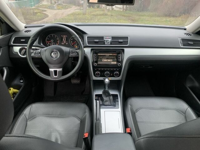 Сірий Фольксваген Пассат, об'ємом двигуна 2.5 л та пробігом 390 тис. км за 8300 $, фото 7 на Automoto.ua