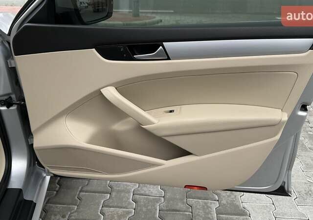 Серый Фольксваген Пассат, объемом двигателя 2.48 л и пробегом 217 тыс. км за 10499 $, фото 25 на Automoto.ua