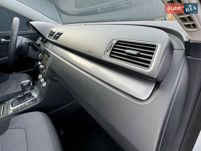 Сірий Фольксваген Пассат, об'ємом двигуна 1.97 л та пробігом 220 тис. км за 11499 $, фото 62 на Automoto.ua