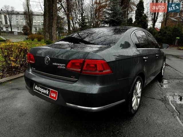 Сірий Фольксваген Пассат, об'ємом двигуна 1.8 л та пробігом 249 тис. км за 9390 $, фото 5 на Automoto.ua