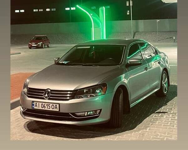 Сірий Фольксваген Пассат, об'ємом двигуна 2.48 л та пробігом 1 тис. км за 10500 $, фото 13 на Automoto.ua