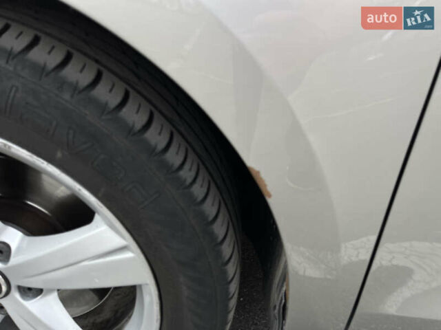 Серый Фольксваген Пассат, объемом двигателя 2.48 л и пробегом 249 тыс. км за 9000 $, фото 20 на Automoto.ua