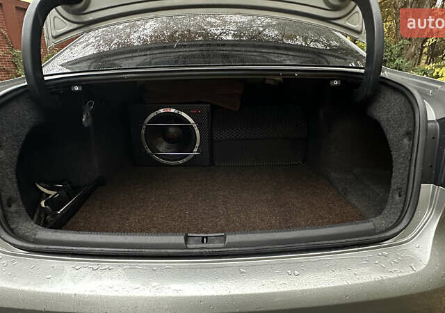 Серый Фольксваген Пассат, объемом двигателя 2.48 л и пробегом 310 тыс. км за 9000 $, фото 9 на Automoto.ua