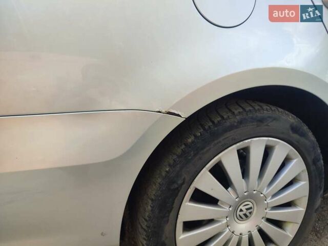Серый Фольксваген Пассат, объемом двигателя 1.39 л и пробегом 160 тыс. км за 10000 $, фото 2 на Automoto.ua
