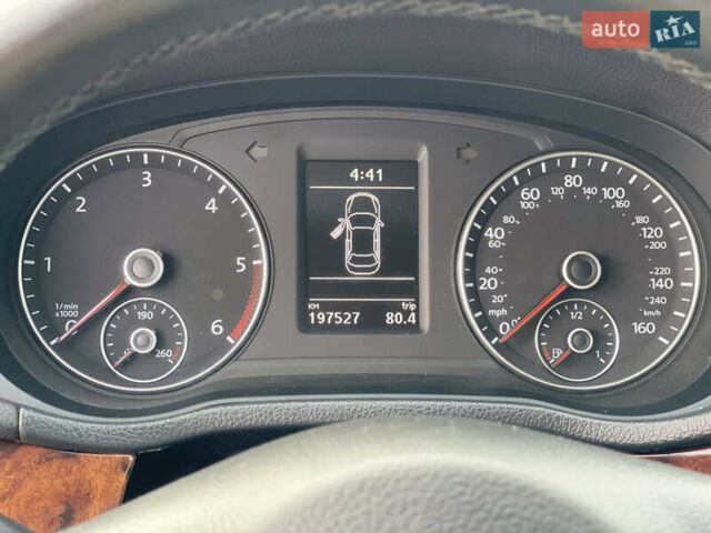 Фольксваген Пассат 2012 в Нововолынск на Automoto.ua Серый Фольксваген Пассат, объемом двигателя 1.97 л и пробегом 197 тыс. км за 12800 $, фото 29 на Automoto.ua