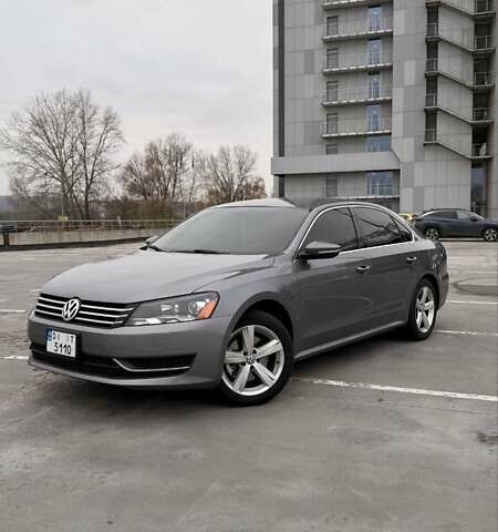 Серый Фольксваген Пассат, объемом двигателя 2.5 л и пробегом 280 тыс. км за 10300 $, фото 25 на Automoto.ua