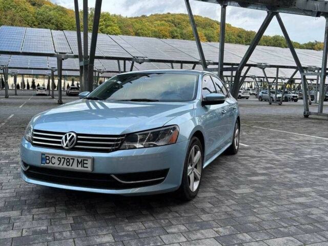 Фольксваген Пассат 2013 в Львове на Automoto.ua Серый Фольксваген Пассат, объемом двигателя 2.5 л и пробегом 255 тыс. км за 10100 $, фото 19 на Automoto.ua