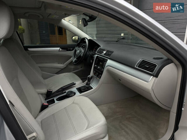 Сірий Фольксваген Пассат, об'ємом двигуна 2 л та пробігом 204 тис. км за 9800 $, фото 28 на Automoto.ua