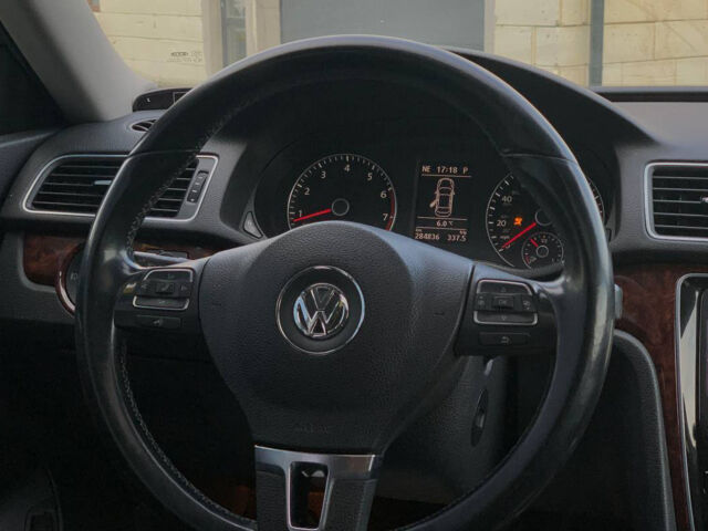 Сірий Фольксваген Пассат, об'ємом двигуна 2.5 л та пробігом 284 тис. км за 10300 $, фото 11 на Automoto.ua