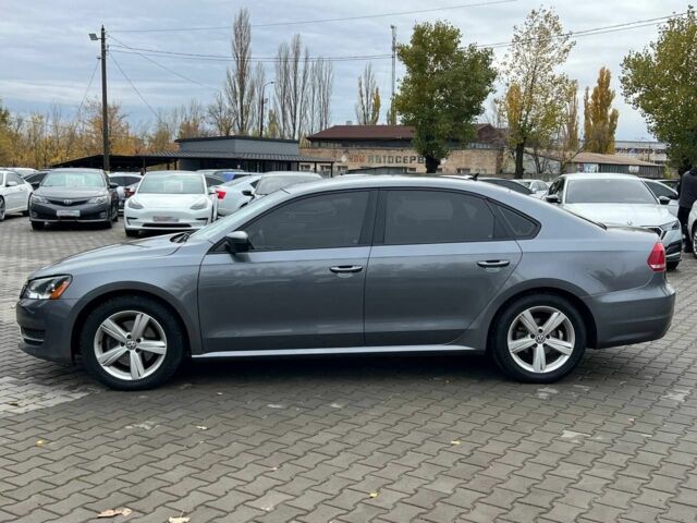 Фольксваген Пассат 2013 в Кривом Роге на Automoto.ua Серый Фольксваген Пассат, объемом двигателя 2.5 л и пробегом 185 тыс. км за 9400 $, фото 3 на Automoto.ua