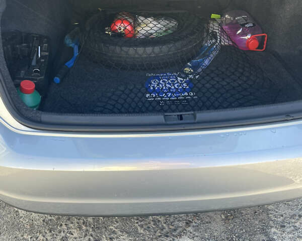 Серый Фольксваген Пассат, объемом двигателя 2.5 л и пробегом 179 тыс. км за 11300 $, фото 24 на Automoto.ua