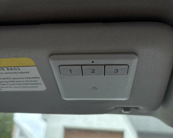 Сірий Фольксваген Пассат, об'ємом двигуна 2 л та пробігом 203 тис. км за 12500 $, фото 26 на Automoto.ua