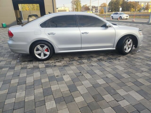 Серый Фольксваген Пассат, объемом двигателя 1.8 л и пробегом 250 тыс. км за 9500 $, фото 1 на Automoto.ua