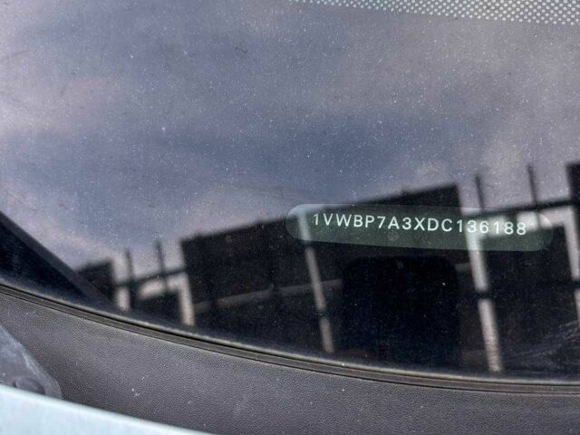 Фольксваген Пассат 2013 в Львове на Automoto.ua Серый Фольксваген Пассат, объемом двигателя 2.5 л и пробегом 255 тыс. км за 10100 $, фото 3 на Automoto.ua