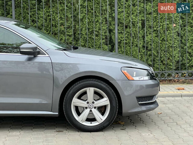 Сірий Фольксваген Пассат, об'ємом двигуна 2.5 л та пробігом 210 тис. км за 9700 $, фото 29 на Automoto.ua