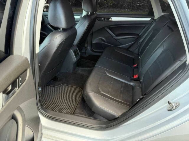 Серый Фольксваген Пассат, объемом двигателя 2 л и пробегом 83 тыс. км за 1900 $, фото 9 на Automoto.ua