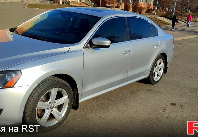 Сірий Фольксваген Пассат, об'ємом двигуна 2.5 л та пробігом 184 тис. км за 9800 $, фото 5 на Automoto.ua