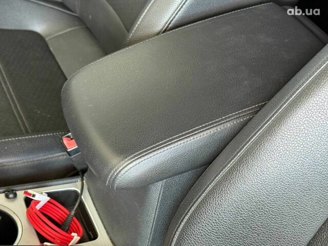 Серый Фольксваген Пассат, объемом двигателя 2.5 л и пробегом 217 тыс. км за 10640 $, фото 11 на Automoto.ua