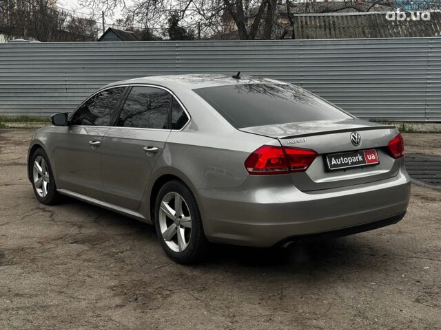 Серый Фольксваген Пассат, объемом двигателя 1.8 л и пробегом 271 тыс. км за 8790 $, фото 3 на Automoto.ua