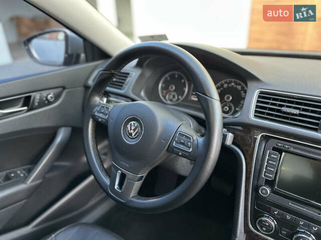 Сірий Фольксваген Пассат, об'ємом двигуна 2 л та пробігом 260 тис. км за 11900 $, фото 28 на Automoto.ua