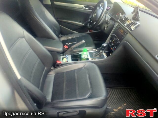 Сірий Фольксваген Пассат, об'ємом двигуна 1.8 л та пробігом 250 тис. км за 9500 $, фото 2 на Automoto.ua