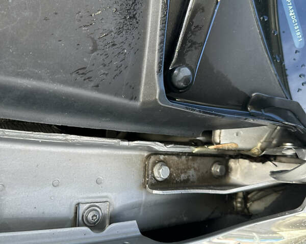 Серый Фольксваген Пассат, объемом двигателя 2.5 л и пробегом 226 тыс. км за 10500 $, фото 14 на Automoto.ua