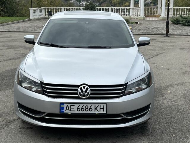 Фольксваген Пассат 2013 в Кривом Роге на Automoto.ua Серый Фольксваген Пассат, объемом двигателя 1.8 л и пробегом 160 тыс. км за 10300 $, фото 4 на Automoto.ua
