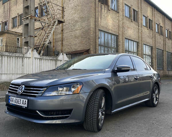 Сірий Фольксваген Пассат, об'ємом двигуна 2.5 л та пробігом 190 тис. км за 11500 $, фото 1 на Automoto.ua