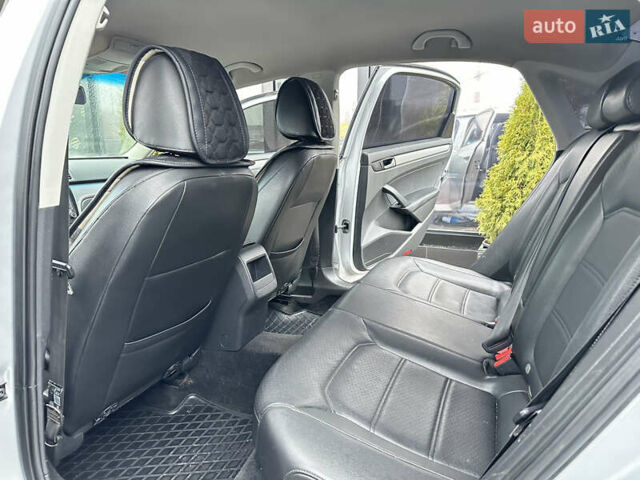 Серый Фольксваген Пассат, объемом двигателя 2.48 л и пробегом 187 тыс. км за 9800 $, фото 15 на Automoto.ua