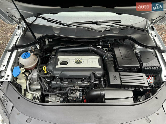 Сірий Фольксваген Пассат, об'ємом двигуна 1.8 л та пробігом 257 тис. км за 8999 $, фото 22 на Automoto.ua