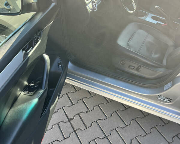 Серый Фольксваген Пассат, объемом двигателя 2.48 л и пробегом 222 тыс. км за 8500 $, фото 8 на Automoto.ua