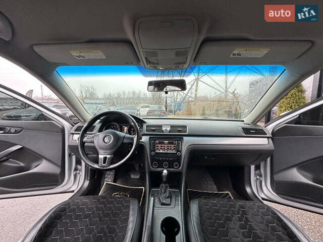 Серый Фольксваген Пассат, объемом двигателя 2.48 л и пробегом 187 тыс. км за 9800 $, фото 18 на Automoto.ua